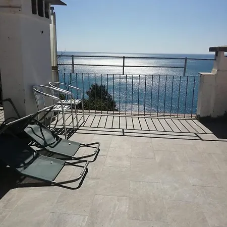 Marina Di Corniglia Big Flat In 5 Terre Vernazza