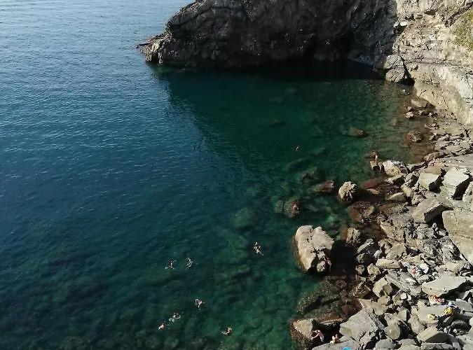 Marina Di Corniglia Big Flat In 5 Terre Vernazza